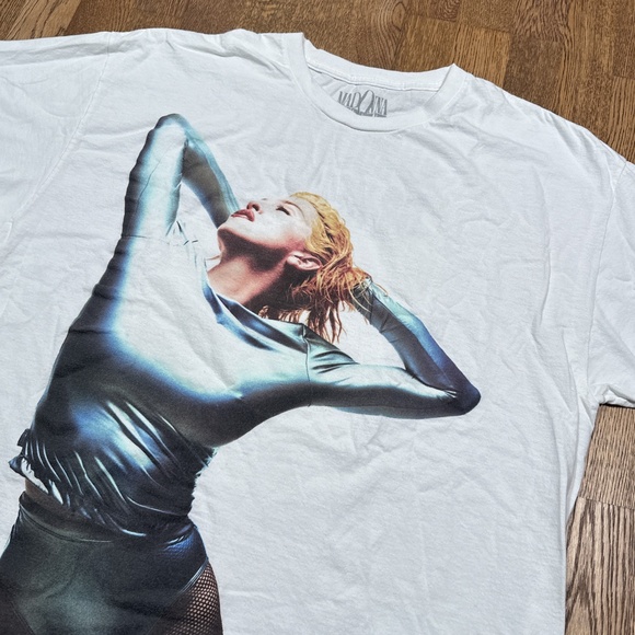Madonna Celebration Tour 2023 Absolutely No Regrets Boy Toy T Shirt Mens 2XL - Picture 2 of 9